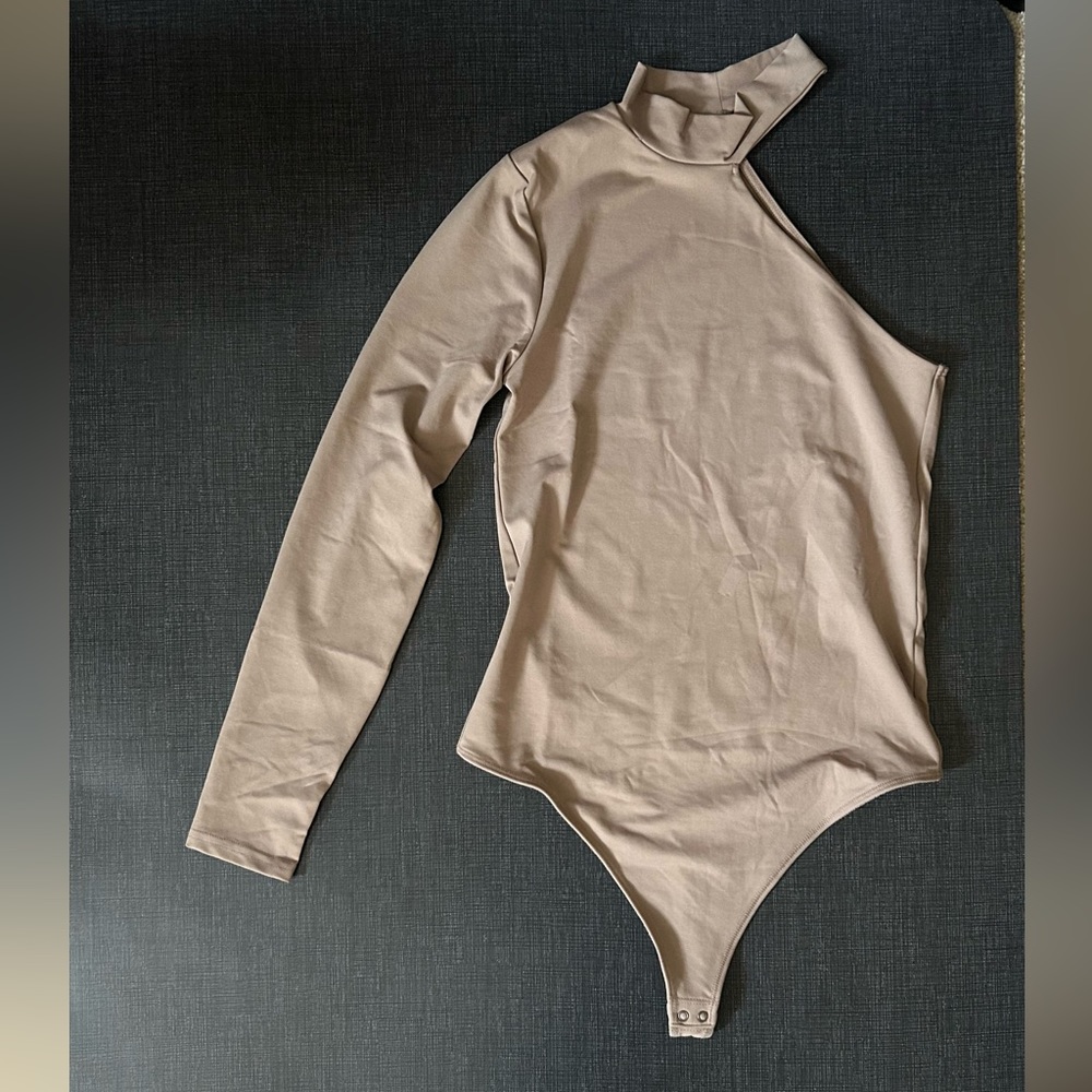Abercrombie & Fitch Asymmetrical Top Bodysuit